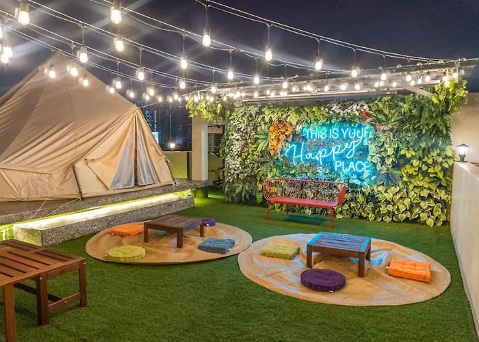 Luxury tent Maria Deck Urban Glamping