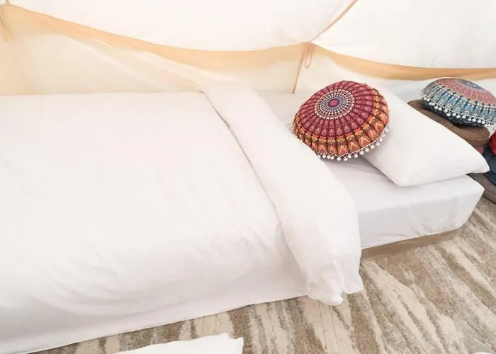 Maria Deck Urban Glamping Luxury tent