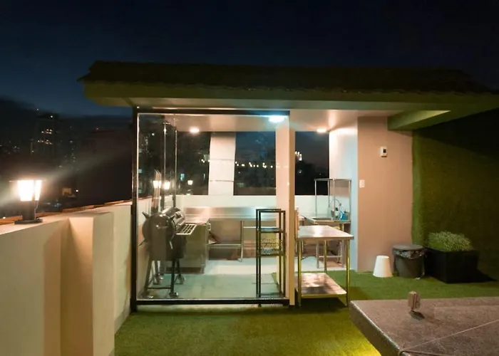 Maria Deck Urban Glamping Luxury tent Manila