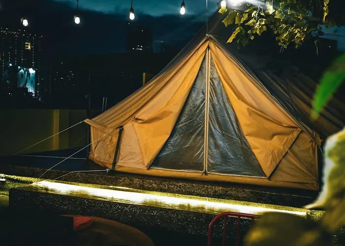 Luxury tent Maria Deck Urban Glamping