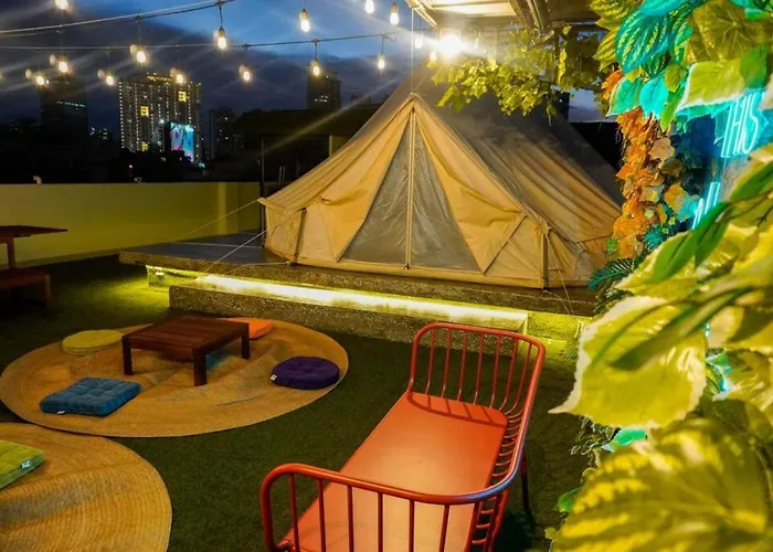 Maria Deck Urban Glamping Luxury tent *